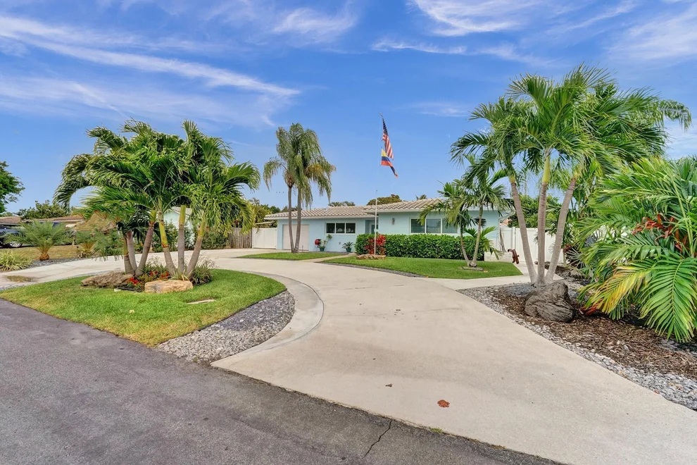 Unit for sale at 604 NE 25th Avenue, Pompano Beach, FL 33063