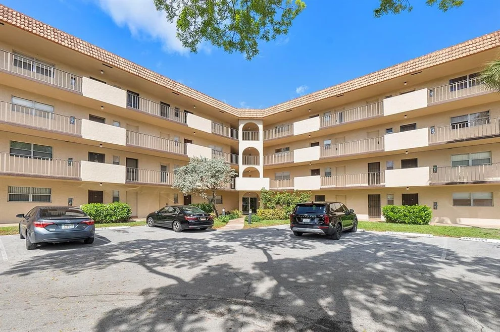Unit for sale at 6361 N Falls Cir Drive, Lauderhill, FL 33319