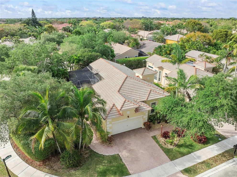 Unit for sale at 5873 NW 120th Avenue, Coral Springs, FL 33076