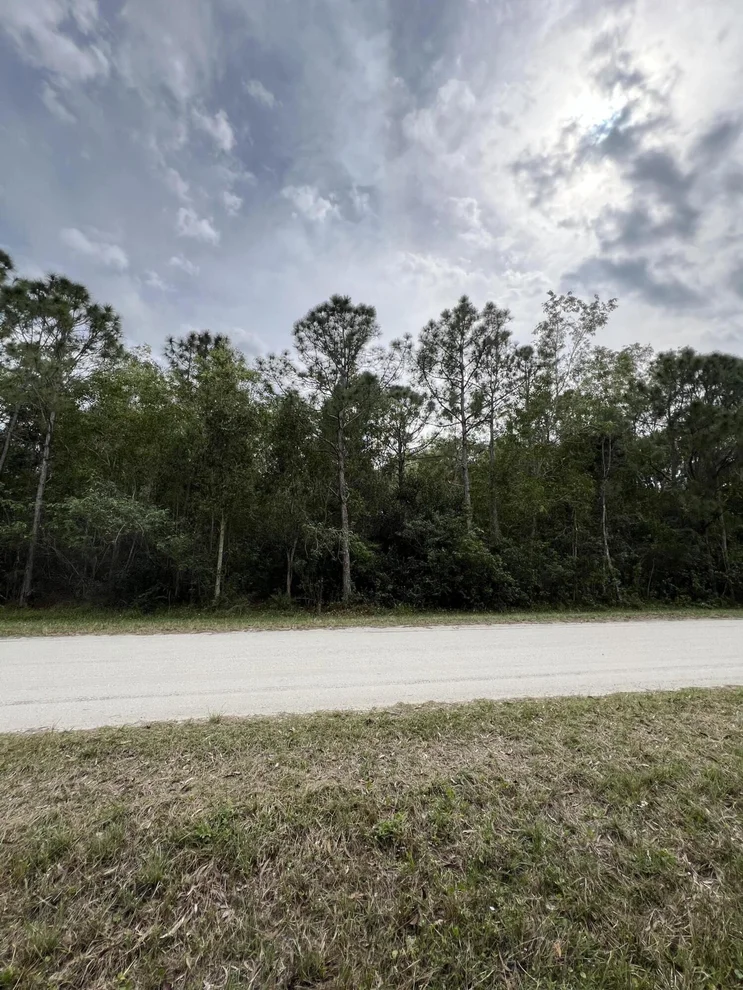 Unit for sale at 17568 88th Road N, Loxahatchee, FL 33470