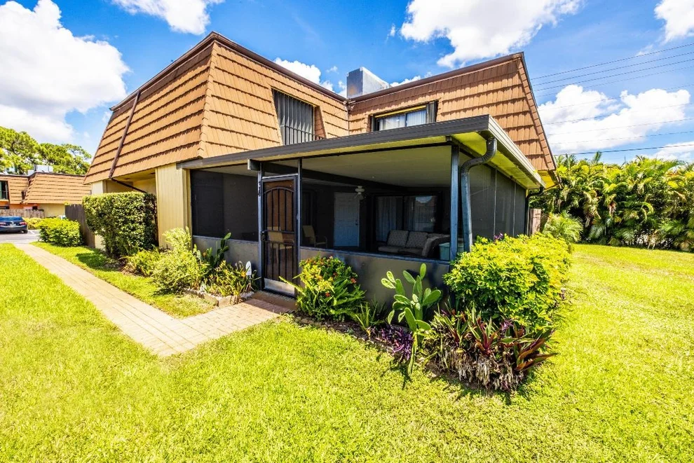 Unit for sale at 4150 Turnberry Circle, Lake Worth, FL 33467