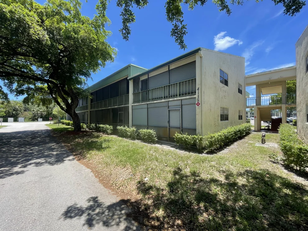 Unit for sale at 4116 NW 88th Avenue, Coral Springs, FL 33065