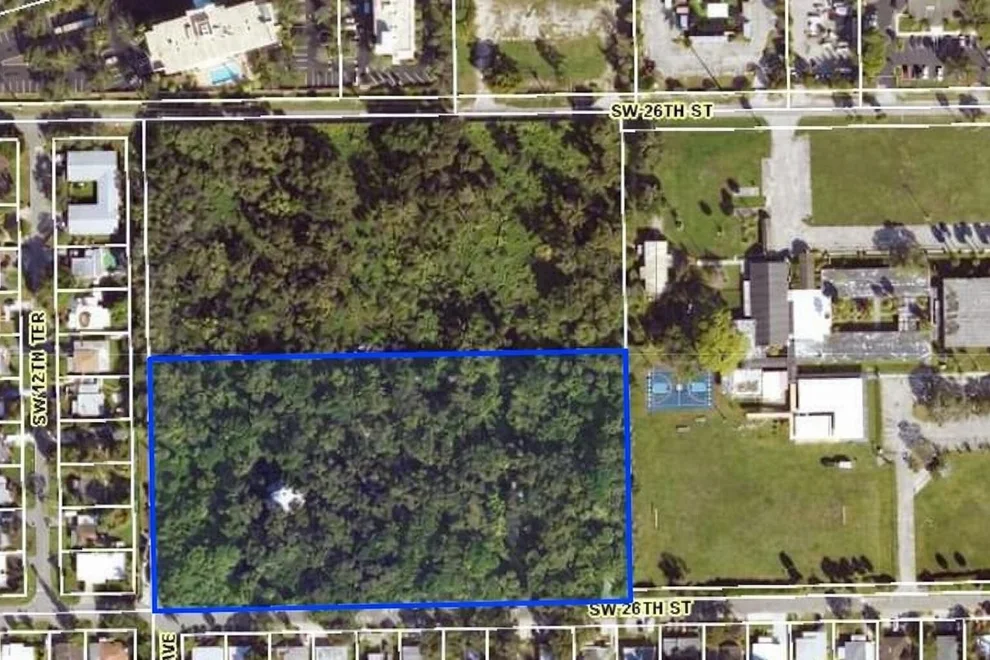 Unit for sale at 1031 SW 28th Street, Fort Lauderdale, FL 33315