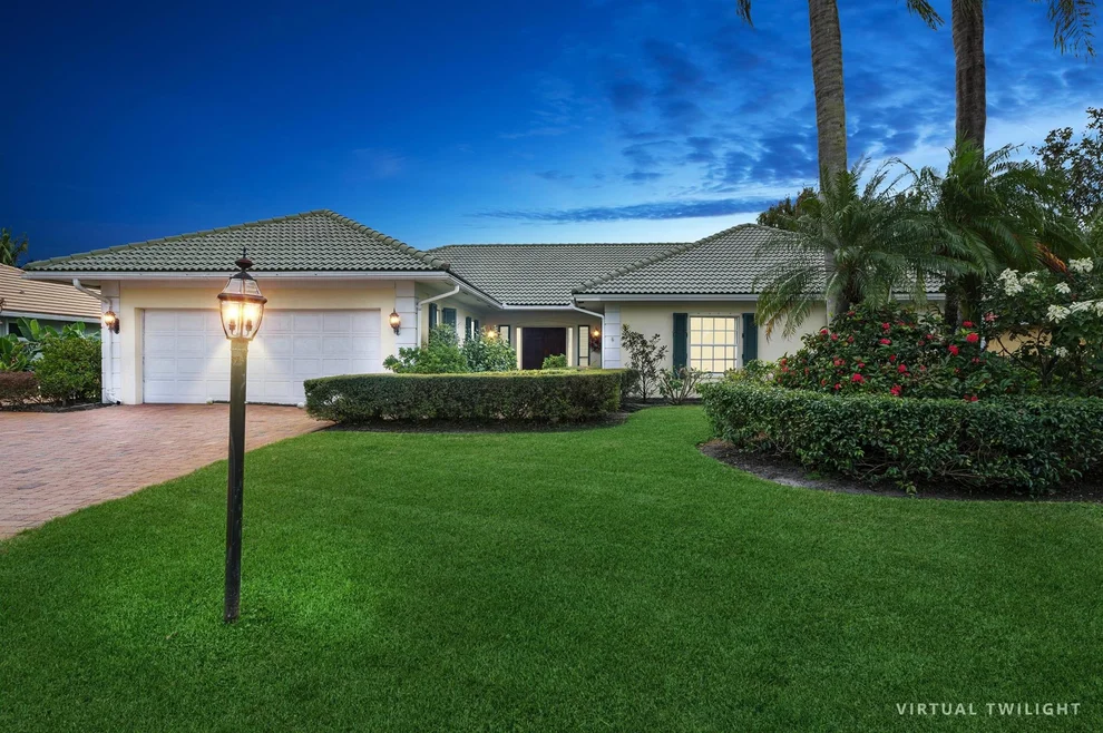 Unit for sale at 4576 S Lake Drive, Boynton Beach, FL 33436