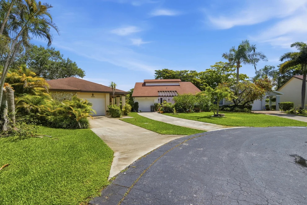Unit for sale at 2646 Dahoon Avenue, Coconut Creek, FL 33063