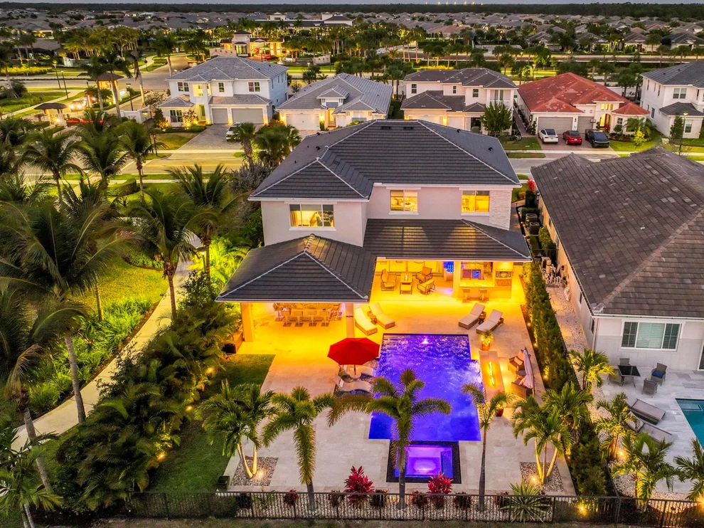 Unit for sale at 12107 Waterstone Circle, Palm Beach Gardens, FL 33412