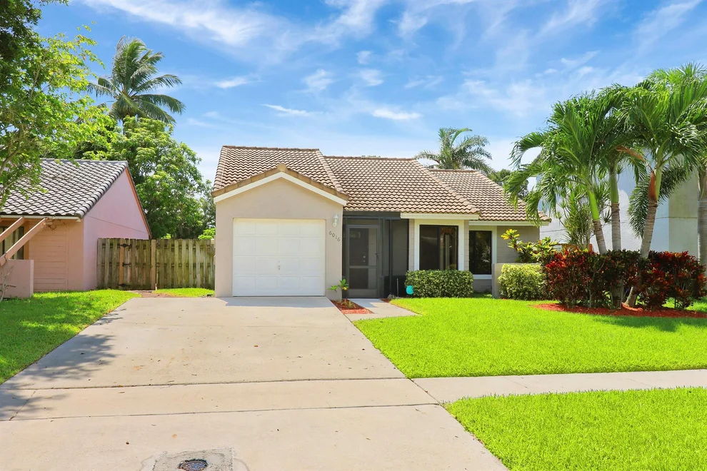 Unit for sale at 6016 Strawberry Lakes Circle, Lake Worth, FL 33463