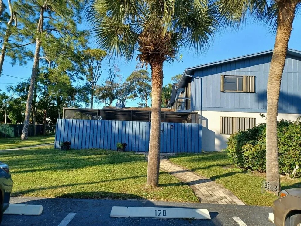 Unit for sale at 4651 Holly Lake Drive, Lake Worth, FL 33463