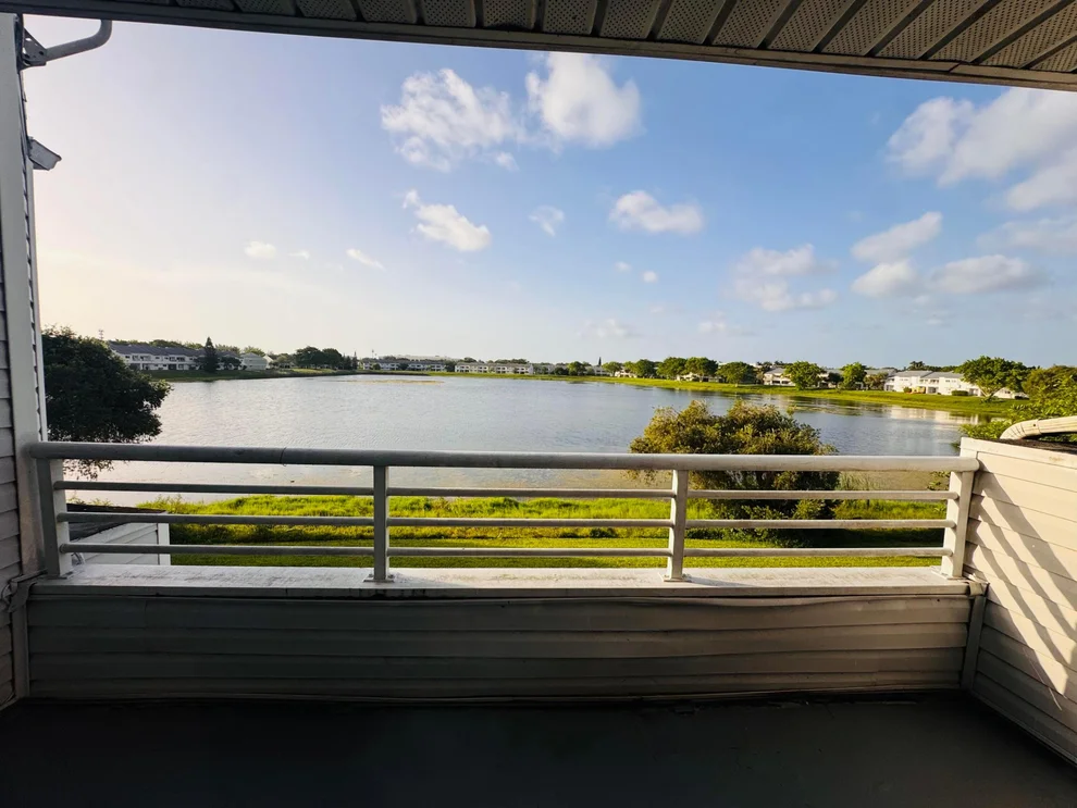 Unit for sale at 3409 NW 44TH Street, Oakland Park, FL 33309