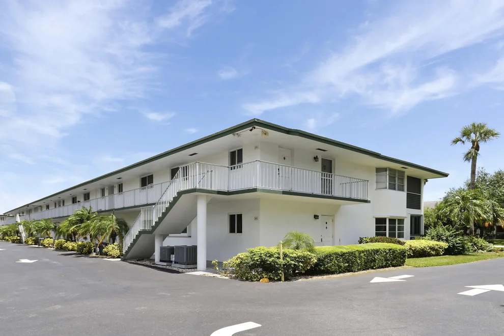 Unit for sale at 4 Garden Street, Tequesta, FL 33469
