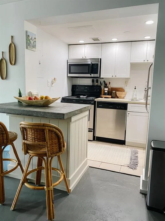 Unit for sale at 1830 Embassy Drive Drive, West Palm Beach, FL 33401