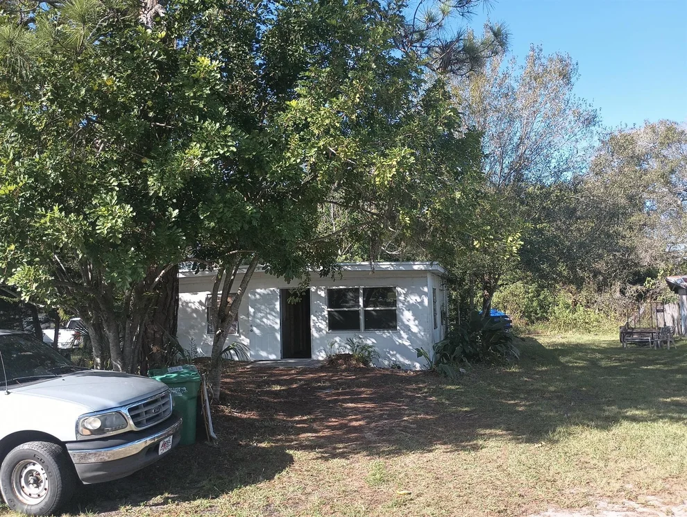 Unit for sale at 2309 S 36th Street, Fort Pierce, FL 34981