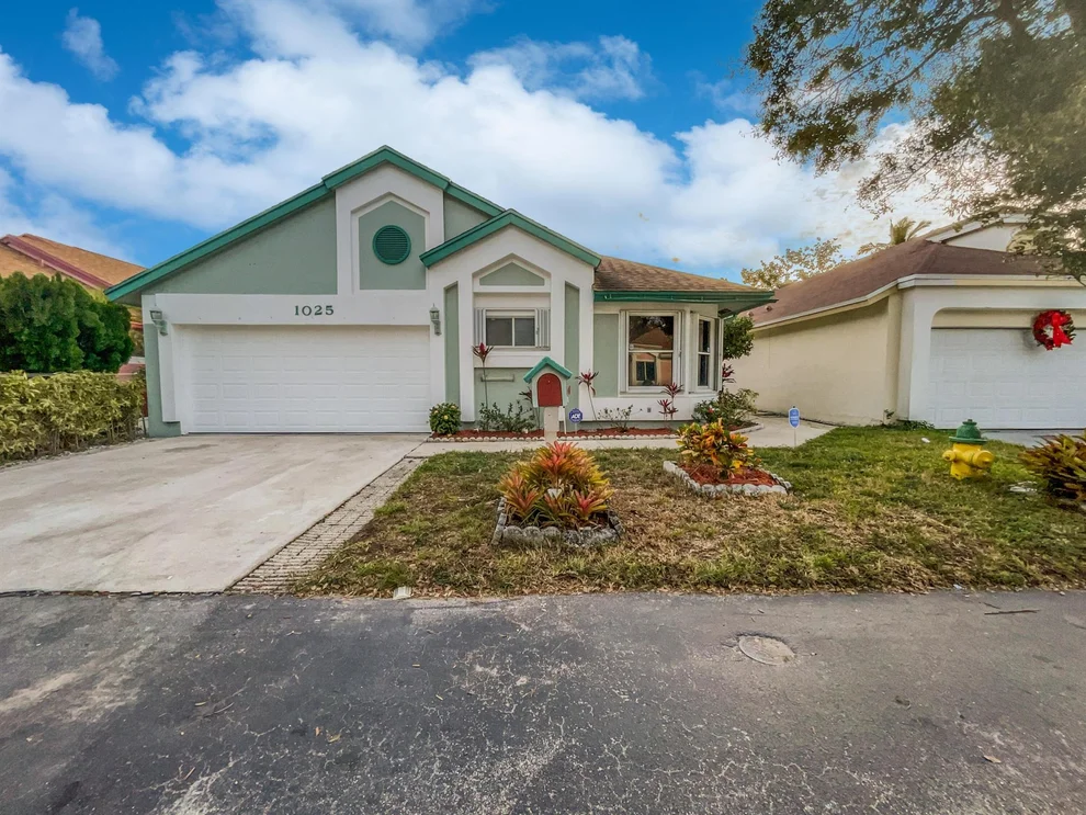 Unit for sale at 1025 W Jasmine Lane, North Lauderdale, FL 33068