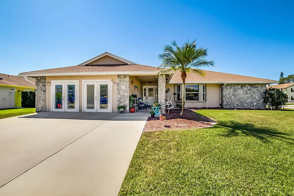 Unit for sale at 100 Santander Court, West Palm Beach, FL 33411