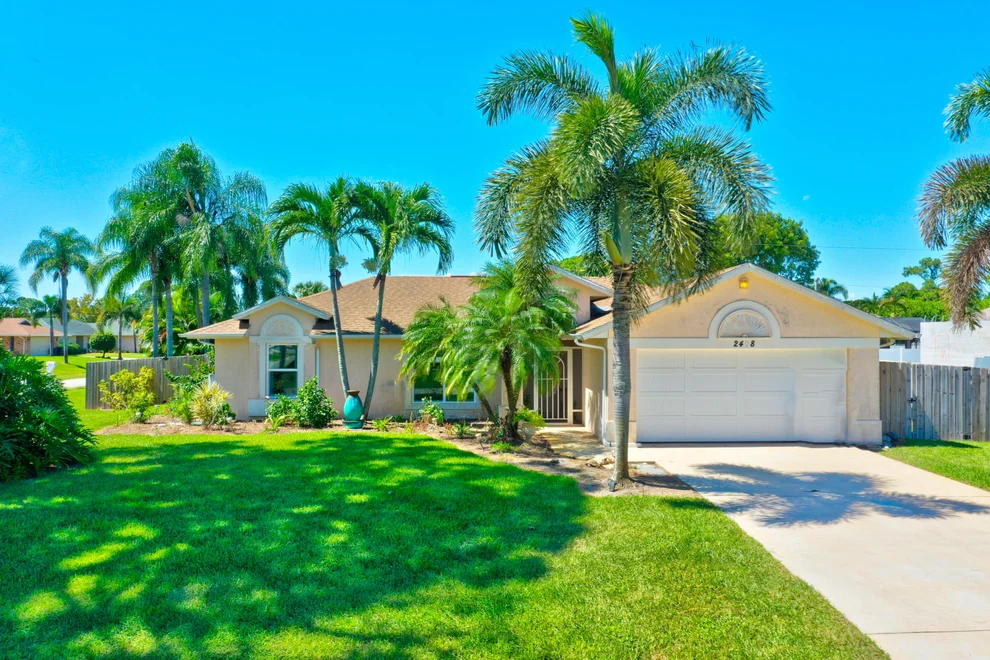 Unit for sale at 2498 SW Summit Street, Port St Lucie, FL 34984