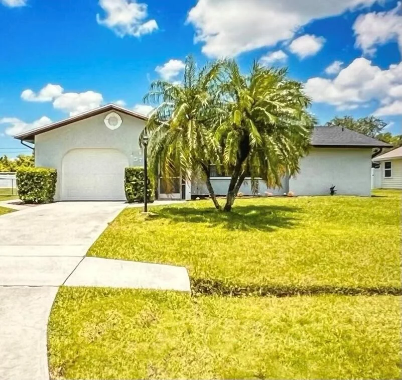 Unit for sale at 577 SE Maple Terrace, Port St Lucie, FL 34983