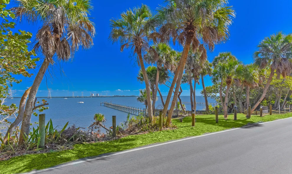 Unit for sale at 8053 S Indian River Drive, Fort Pierce, FL 34982