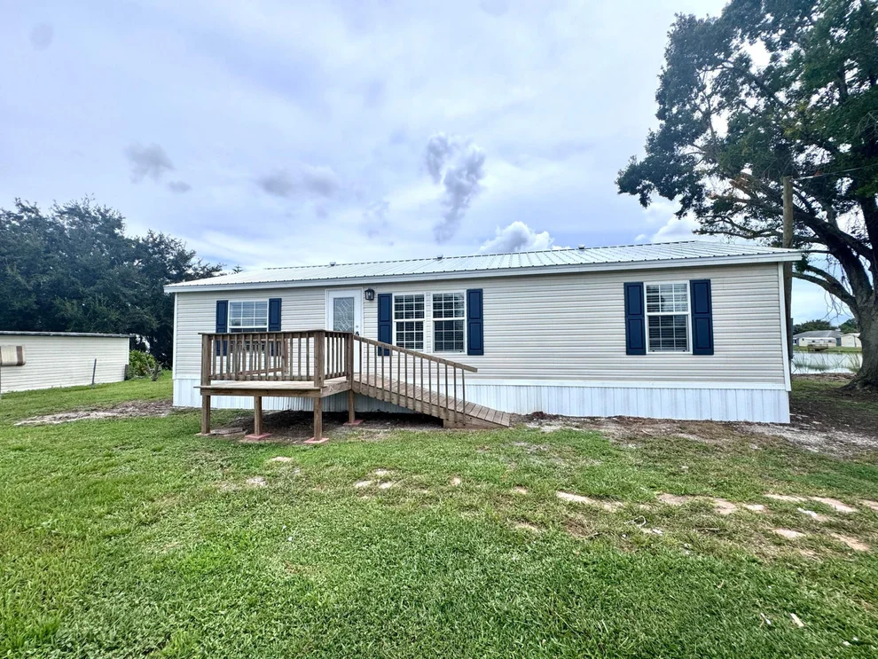 Unit for sale at 1067 Palm Court, Okeechobee, FL 34974