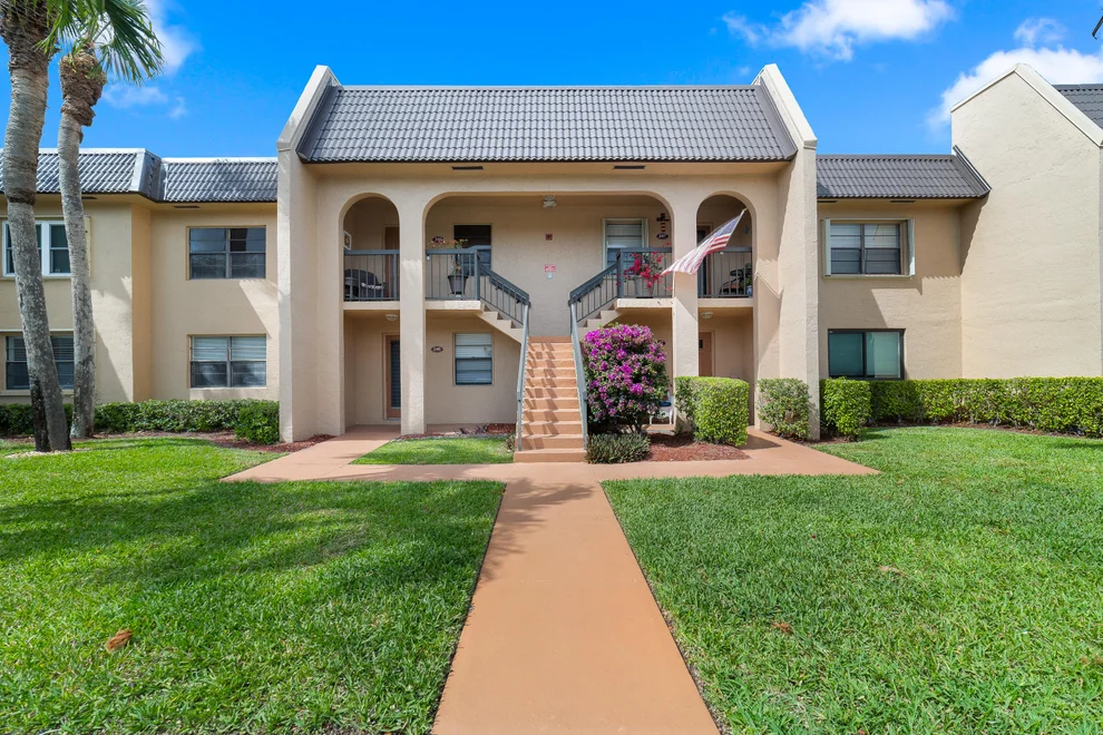 Unit for sale at 125 Lake Nancy Drive, West Palm Beach, FL 33411