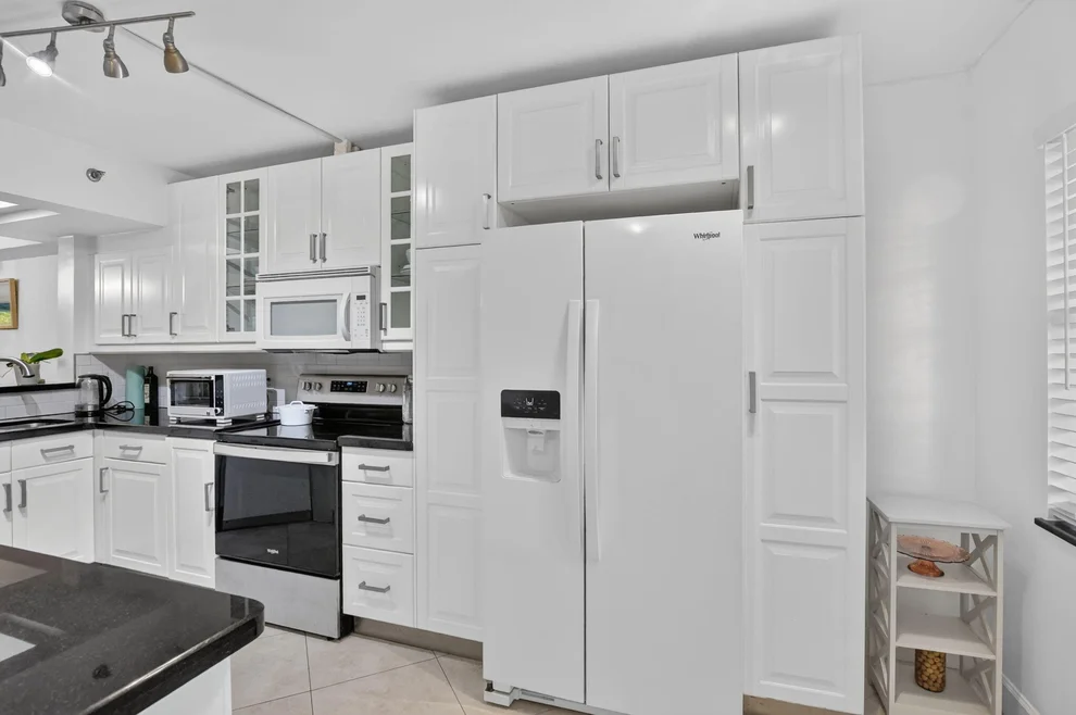 Unit for sale at 23344 CAROLWOOD Lane, Boca Raton, FL 33428