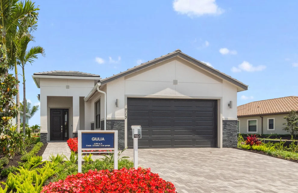 Unit for sale at 713 SE Fascino Circle, Port St Lucie, FL 34984