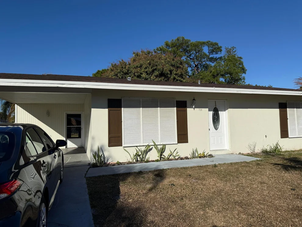Unit for sale at 738 SW Ravenswood Lane, Port St Lucie, FL 34983