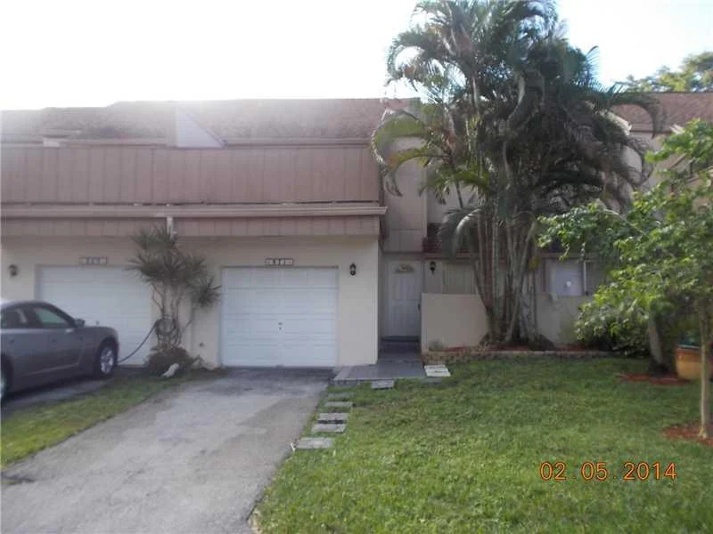Unit for sale at 871 NW 80th Te, Plantation, FL 33324