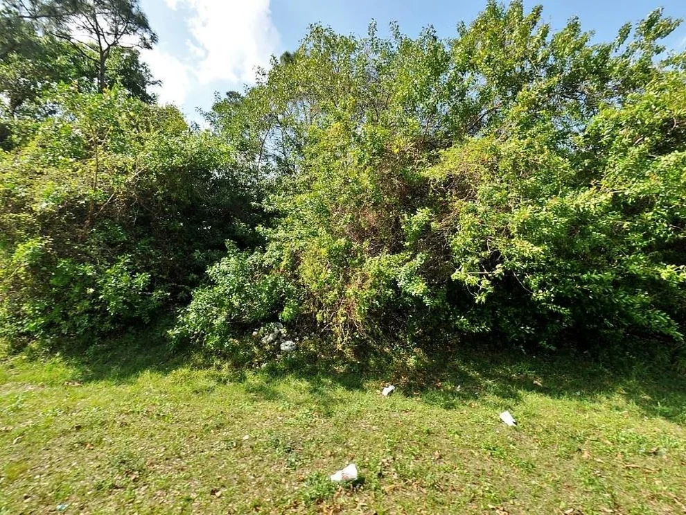 Unit for sale at 5015 Sanibel Avenue, Fort Pierce, FL 34951