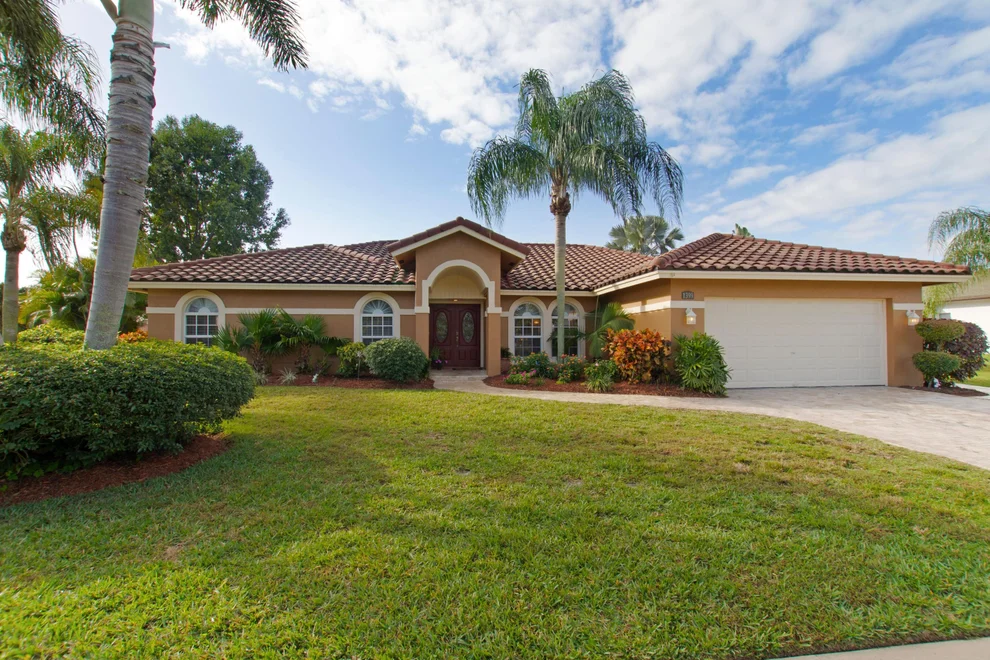 Unit for sale at 1399 Chapparel Way, Wellington, FL 33414