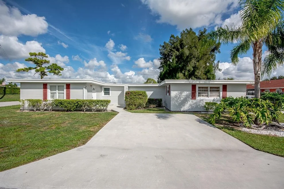 Unit for sale at 4237 Park Lane, Palm Springs, FL 33406