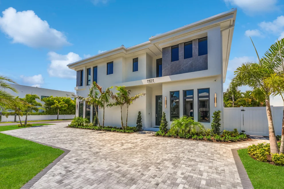 Unit for sale at 1101 NE 3rd Avenue, Boca Raton, FL 33432