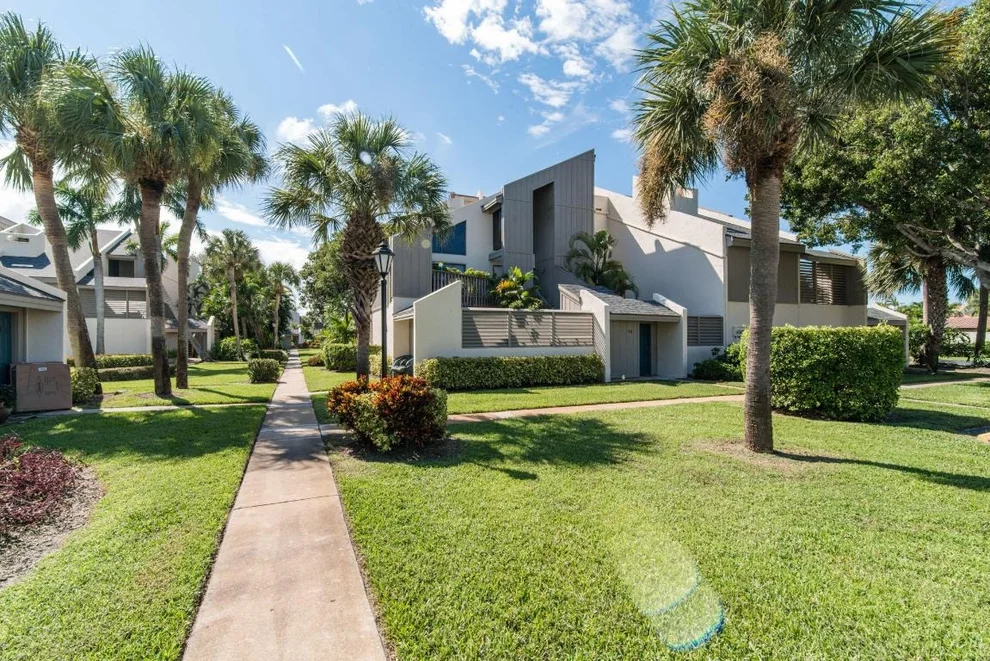 Unit for sale at 1605 S Us Highway 1, Jupiter, FL 33477