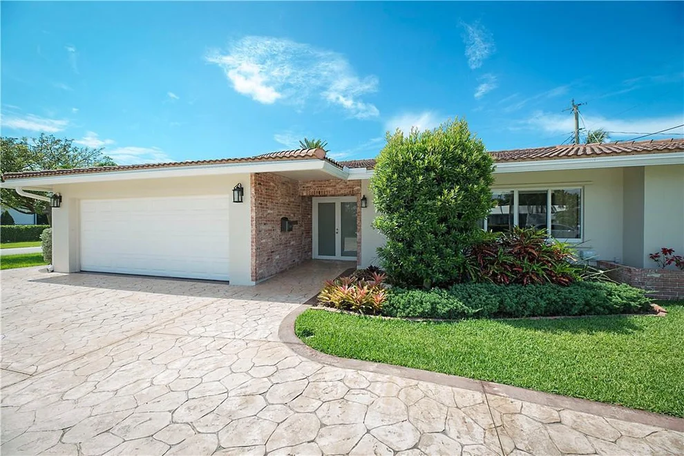Unit for sale at 3010 NE 45th Street, Lighthouse Point, FL 33064