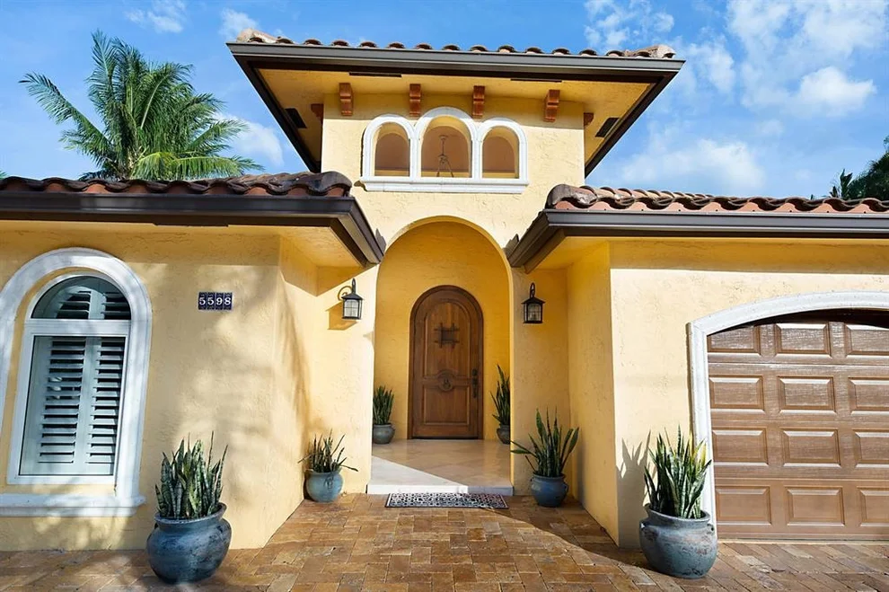 Unit for sale at 5598 NE 7th Avenue, Boca Raton, FL 33487