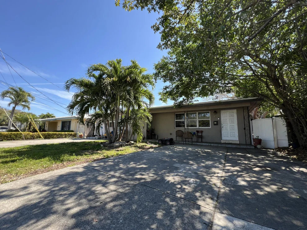 Unit for sale at 15 SE 2nd Street, Dania Beach, FL 33004