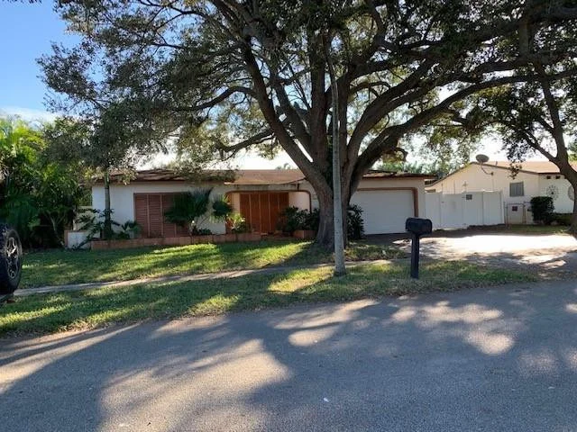 Unit for sale at 8850 NW 6th Street, Pembroke Pines, FL 33024