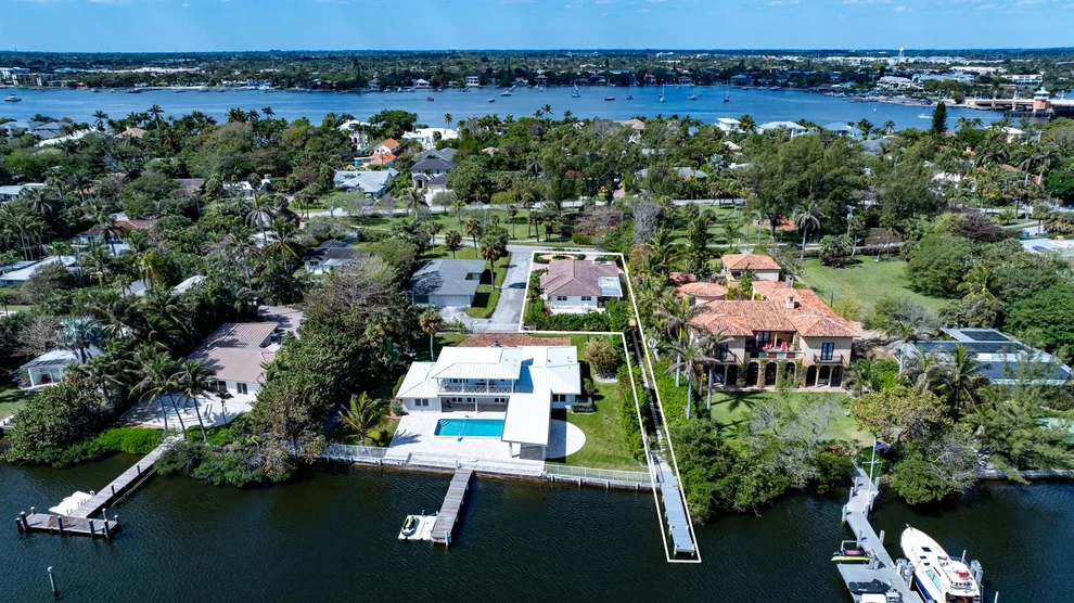 Unit for sale at 414 Beach Curve Road, Lantana, FL 33462