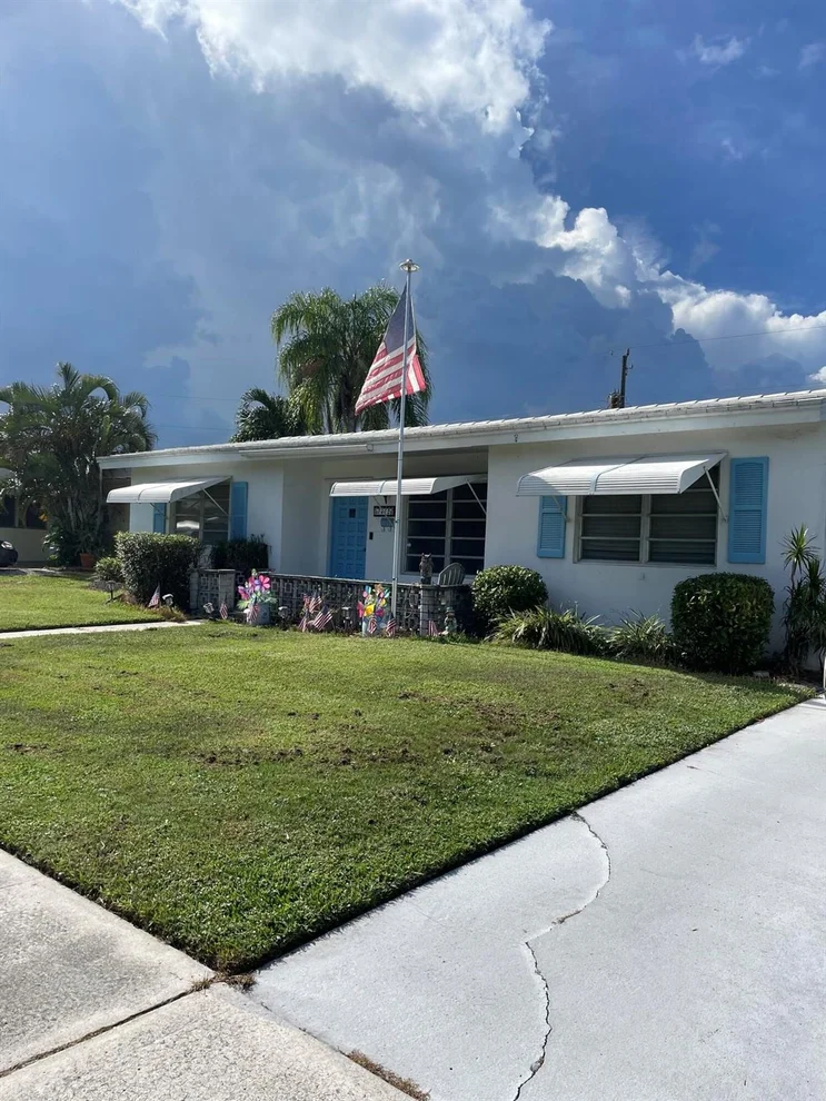 Unit for sale at 1412 Lake Erie Drive, Lake Worth, FL 33461