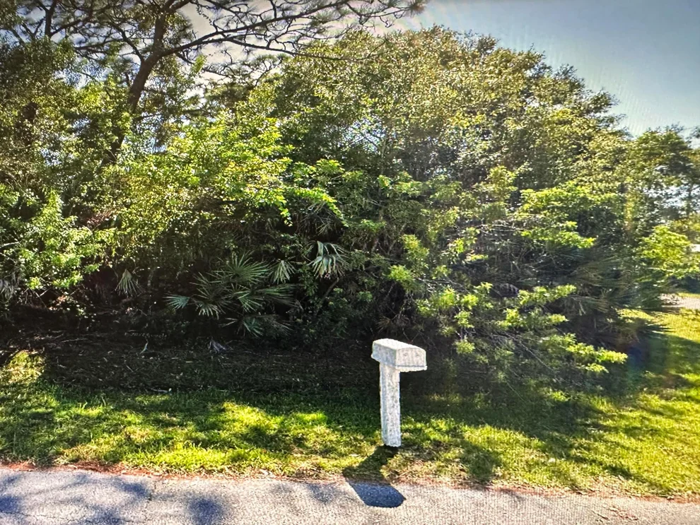 Unit for sale at 997 Claire Avenue, Sebastian, FL 32958