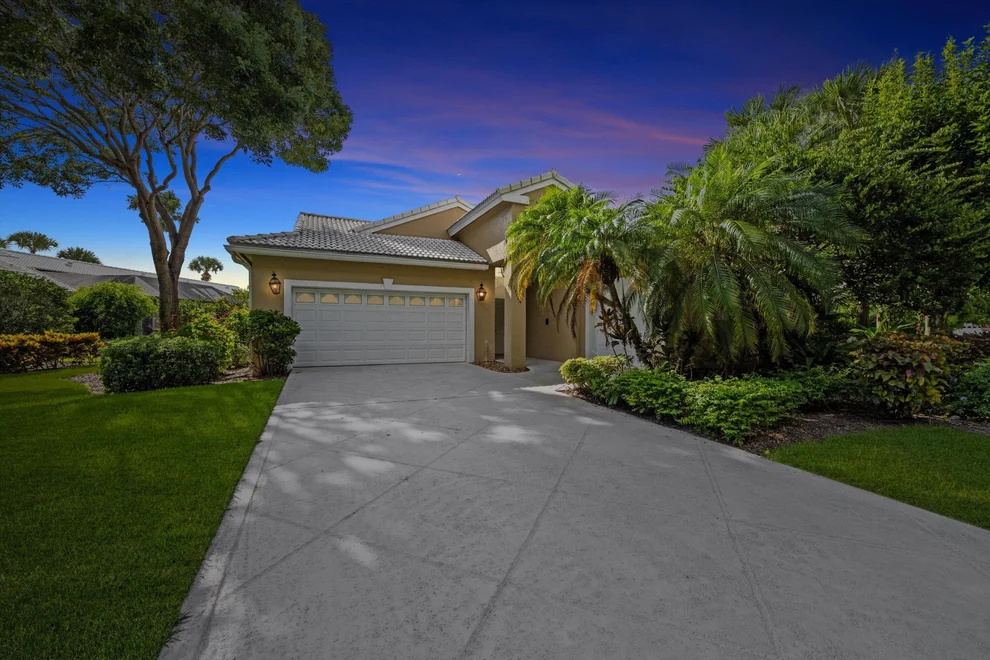 Unit for sale at 17104 Crossgate Drive, Jupiter, FL 33477