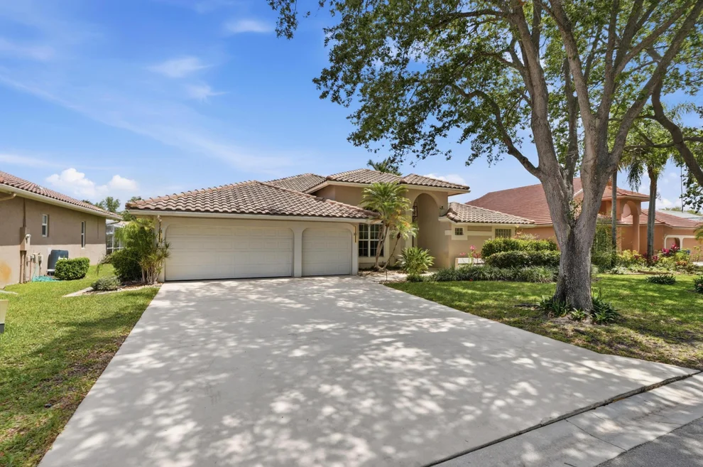 Unit for sale at 9851 NW 49th Place, Coral Springs, FL 33076