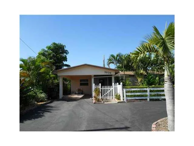 Unit for sale at 3939 NW 18th Avenue, Oakland Park, FL 33309