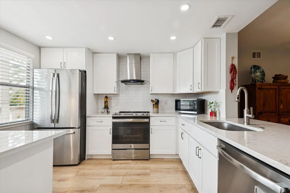 Unit for sale at 2202 Lucaya Bend, Coconut Creek, FL 33066