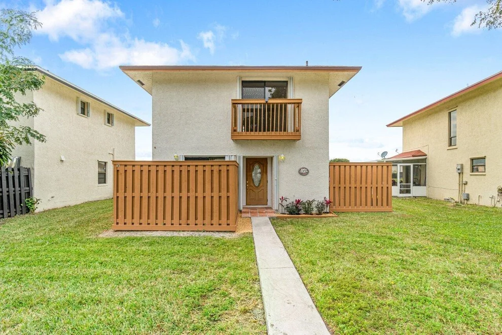 Unit for sale at 5200 Garden Hills Circle, West Palm Beach, FL 33415