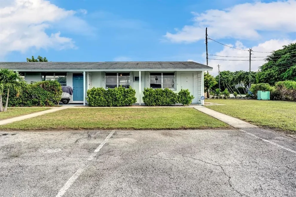 Unit for sale at 803 Ridge Road, Lantana, FL 33462