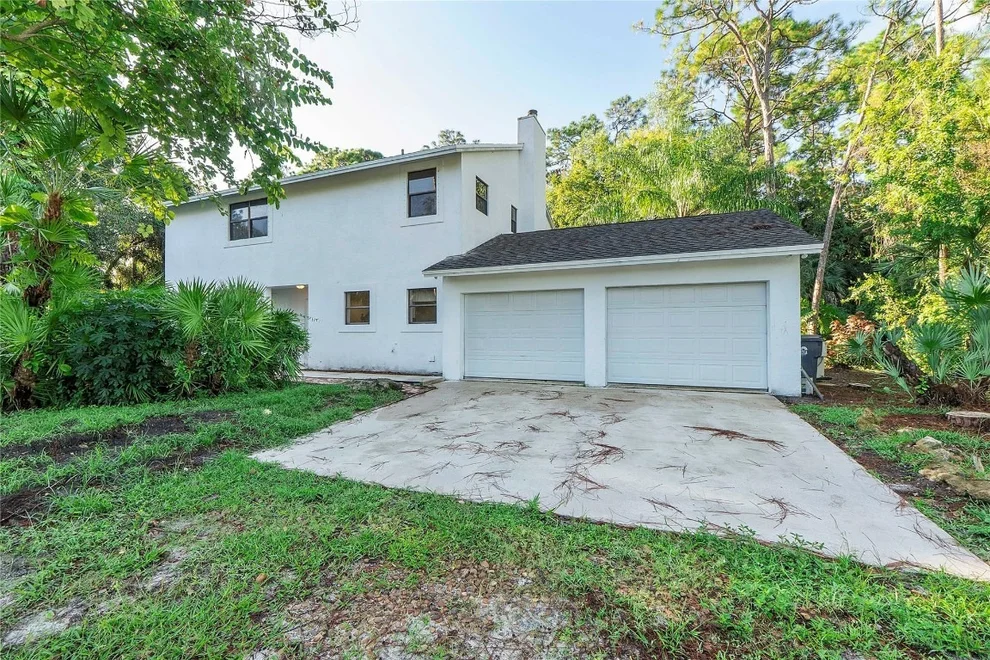Unit for sale at 17250 38th Lane, The Acreage, FL 33470