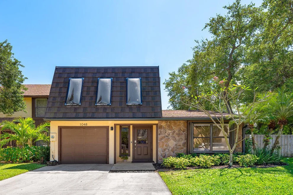 Unit for sale at 1048 Raintree Drive, Palm Beach Gardens, FL 33410