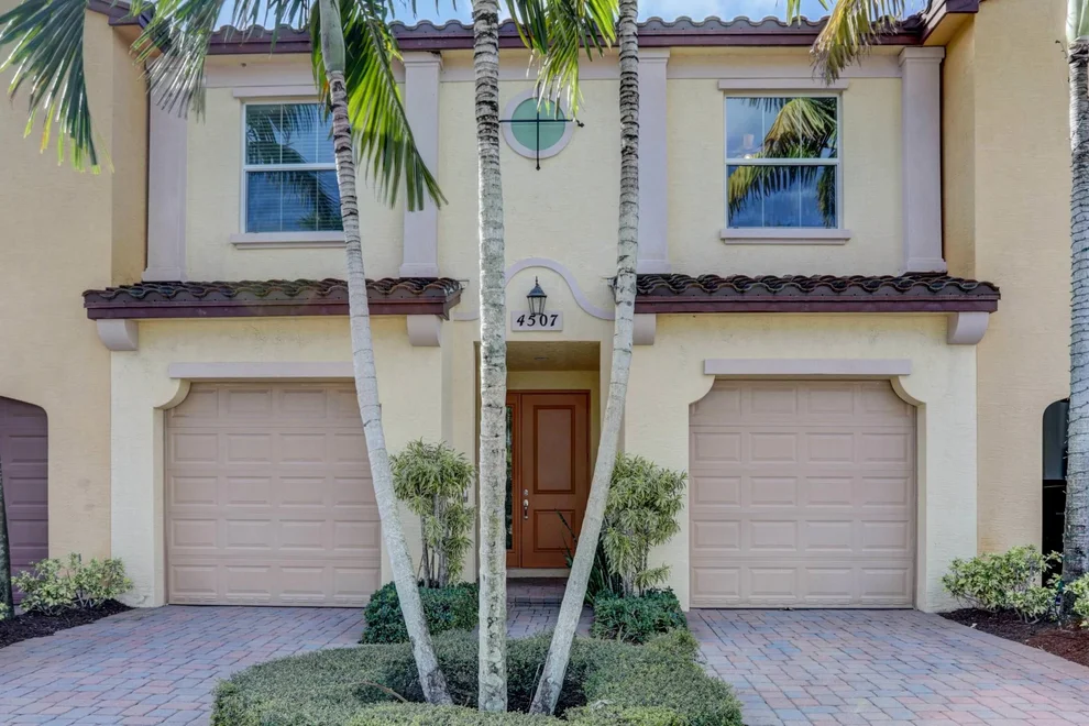 Unit for sale at 4507 Mediterranean Circle, Palm Beach Gardens, FL 33418