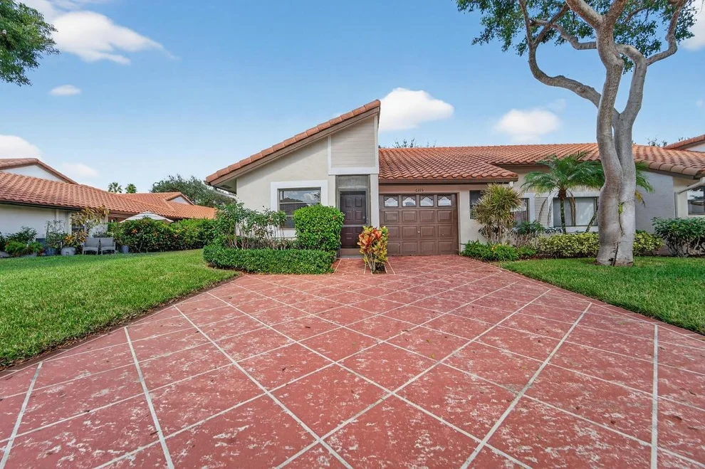 Unit for sale at 6215 Kings Gate Circle, Delray Beach, FL 33484