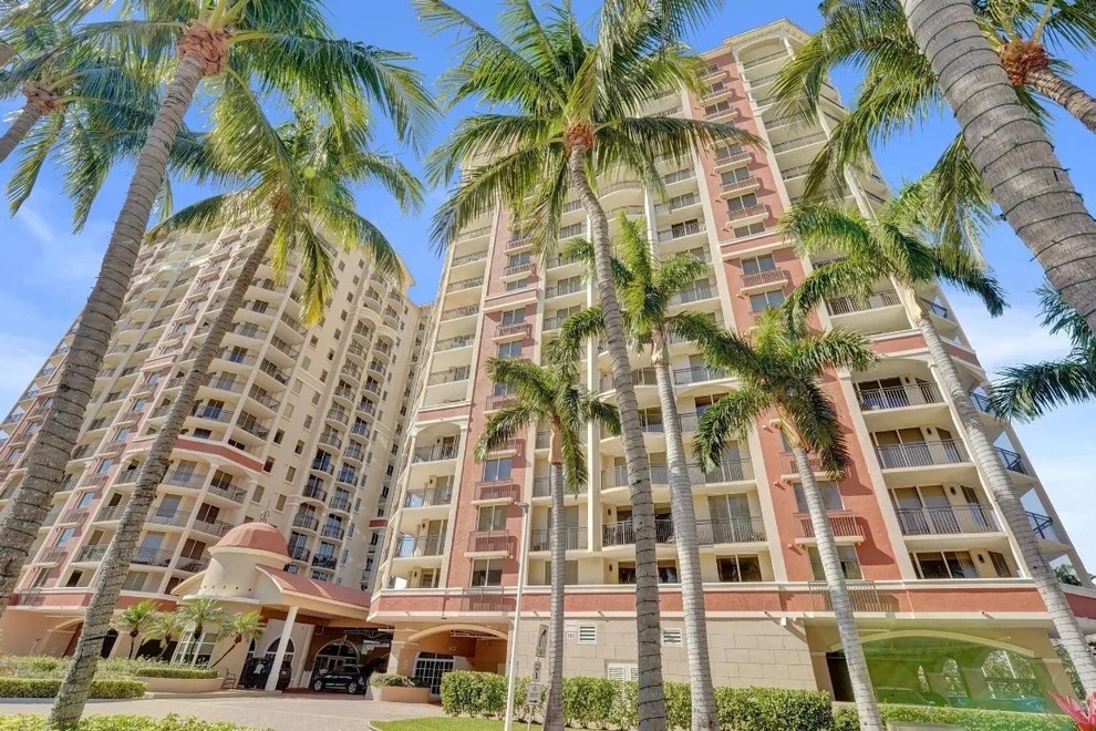 Unit for sale at 2011 N Ocean Boulevard, Fort Lauderdale, FL 33305